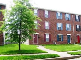 916 Gray St, New Castle, DE 19720