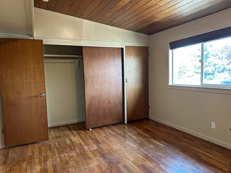1406 O Ave — Photo 12
