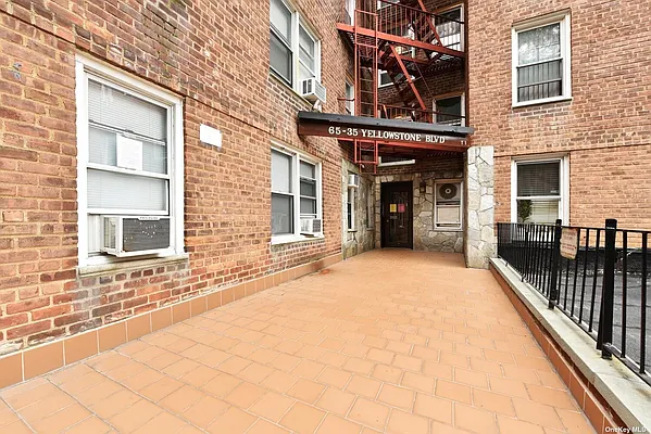 Sold by NYC Red Group LLC | media 2