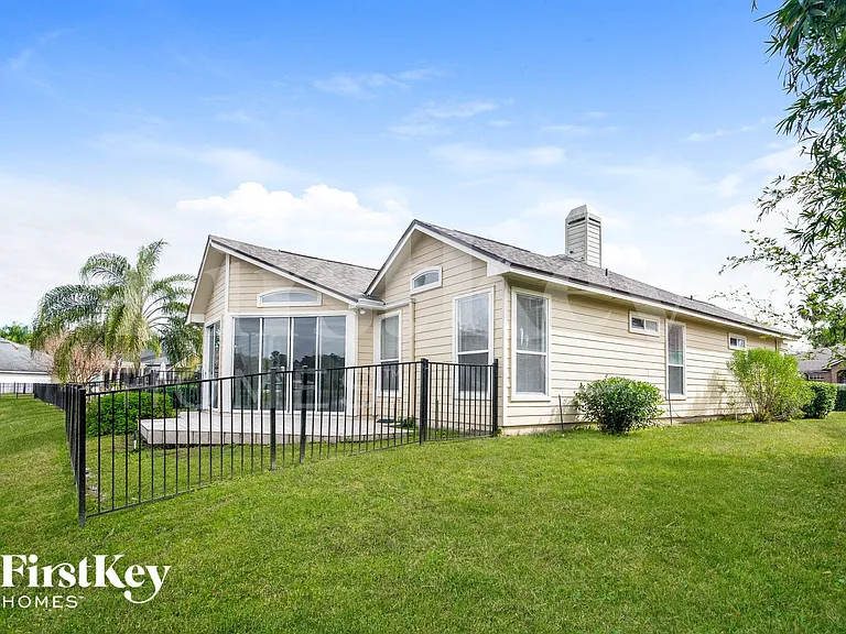 1528 Walnut Creek Dr — Photo 15
