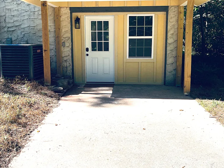 Entryway Porch