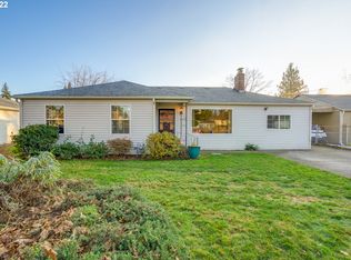 10430 SE Raymond St, Portland, OR