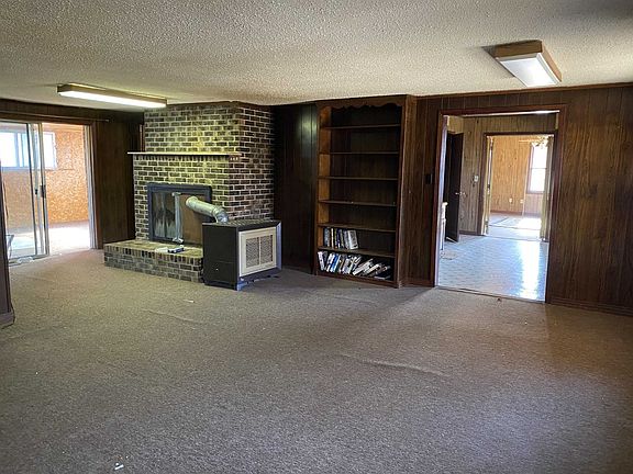 4th image of 7765 Broad St