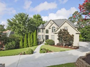1035 Saint Marks Walk, Suwanee, GA