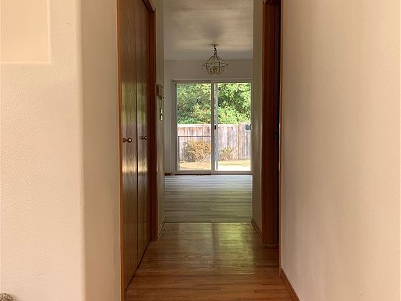 4th image of 26722 115th Ave SE