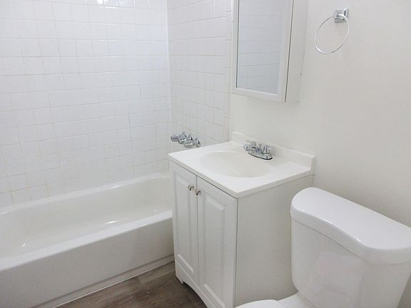 2nd image of 1613 NW 15th Avenue