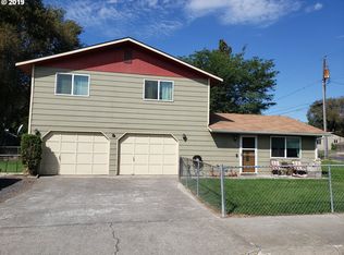 365 NW 6th St, Hermiston, OR 97838