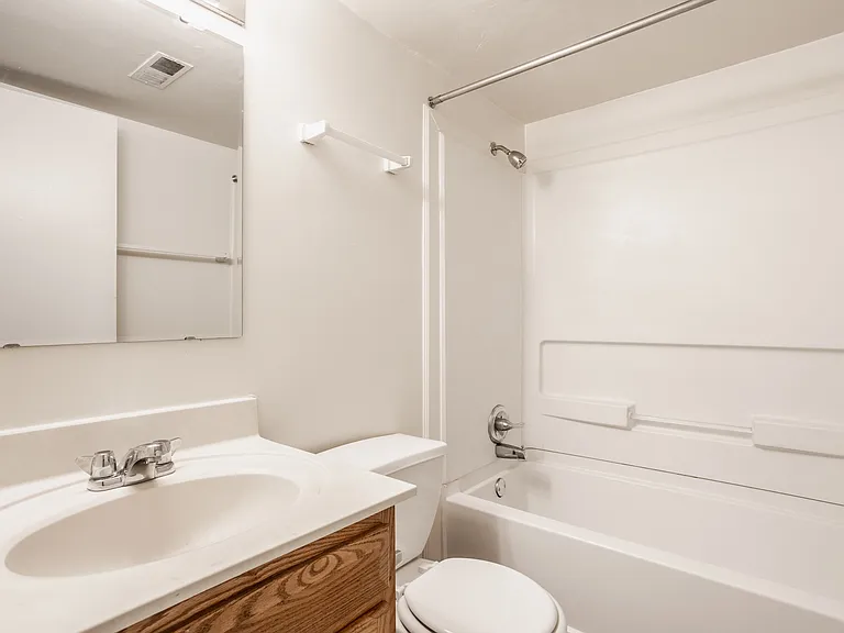 The Timbers Apartments — Photo 19