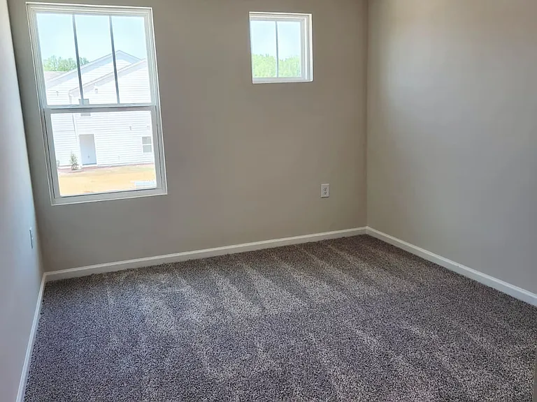250 Brook Farm Ln — Photo 10
