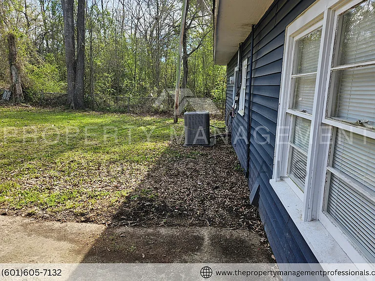 1324 Marydale Dr — Photo 22