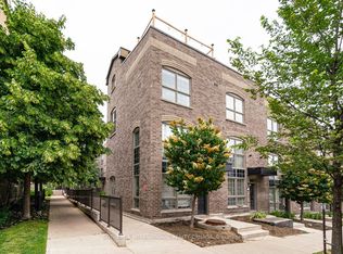 216 Brandon Ave #27, Toronto, ON M6H 0C5