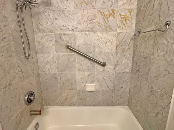 280 Rector Place image 11 of 17