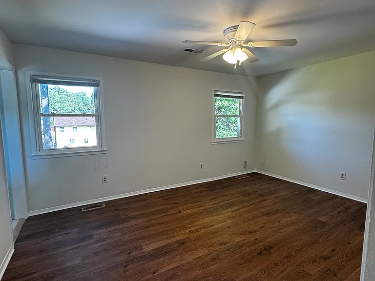 3310 Winchester Dr — Photo 15