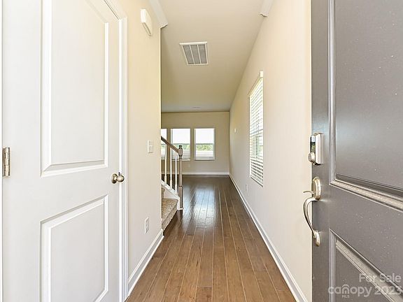2nd image of 1008 Jeffery Dean Ct