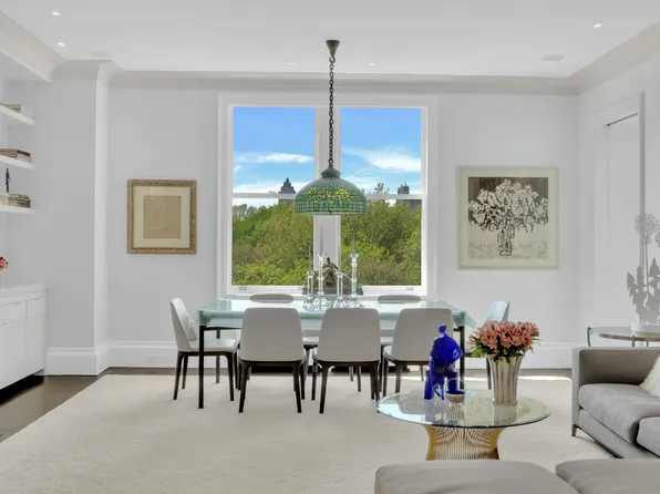 988 5th Avenue image 2 of 13