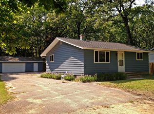 161 S Emerson Lake Dr, Branch, MI 49402