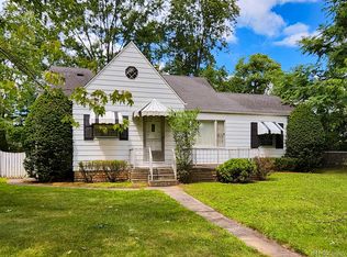 5811 Morley St, Westland, MI 48185