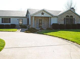 1040 Gray Squirrel Dr, Pendleton, IN 46064
