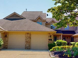 18182 Blue Heron Dr W #91, Northville, MI 48168