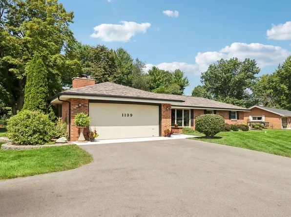 1139 Woodview DRIVE, Hubertus, WI 53033