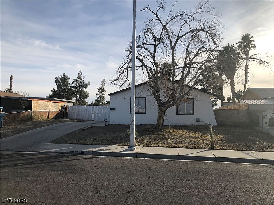 1st image of 2228 Theresa Ave