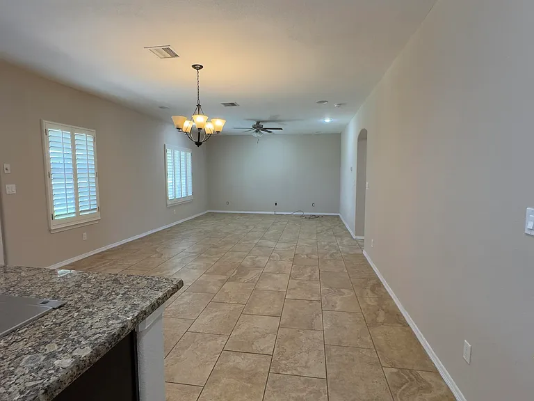7665 Mundy Creek Dr — Photo 20