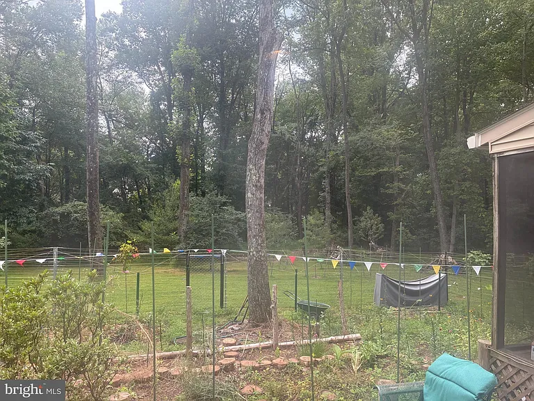 11907 Fallen Holly Ct — Photo 18
