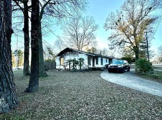 404 E Shofner Dr, Longview, TX 75604