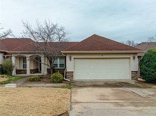 7 Canopy Ln, Bella Vista, AR 72714