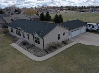 1613 Richland Ave SW, Willmar, MN 56201
