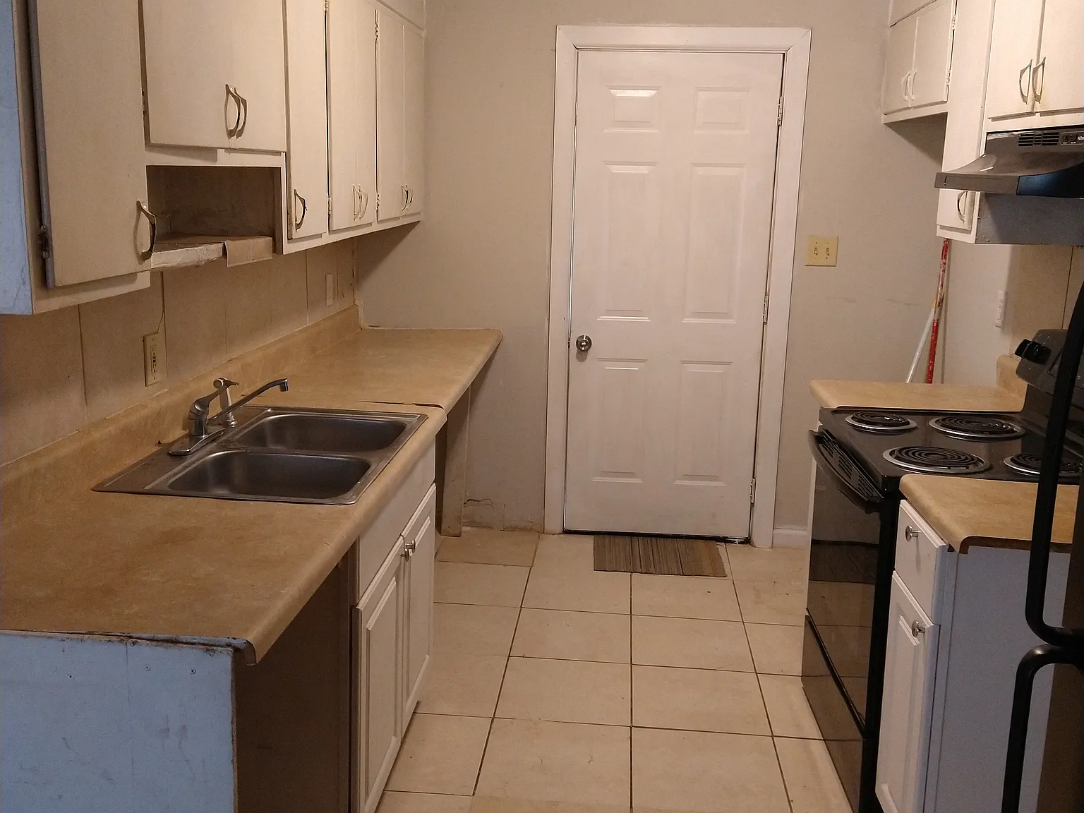 2 bed, 995 sqft, $995 — Photo 4