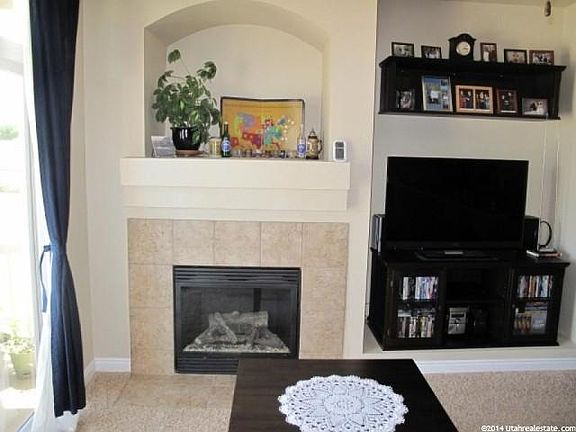 5th image of 4724 W Thorndale Way