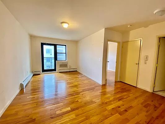 5th image of 37-14 32nd St #302