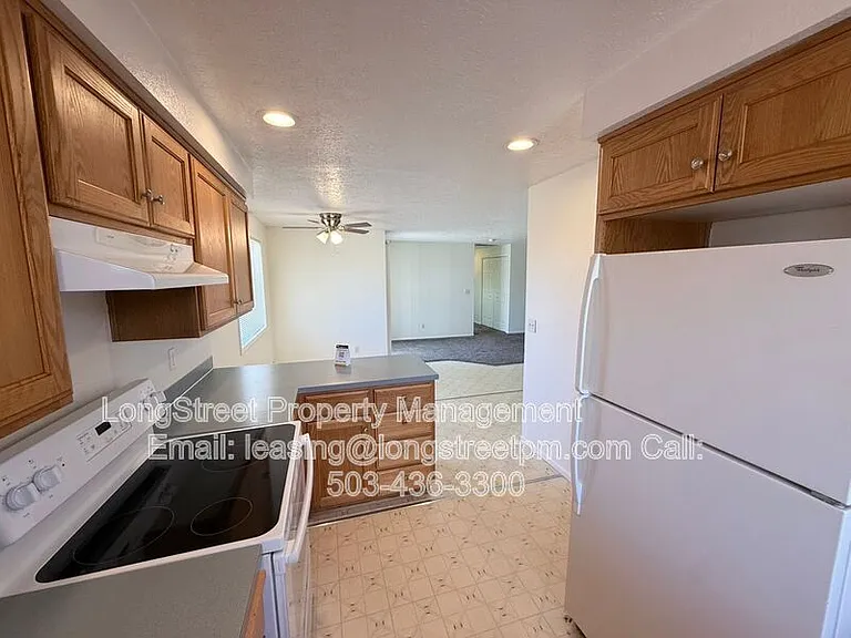 4526 Campbell Dr SE — Photo 4