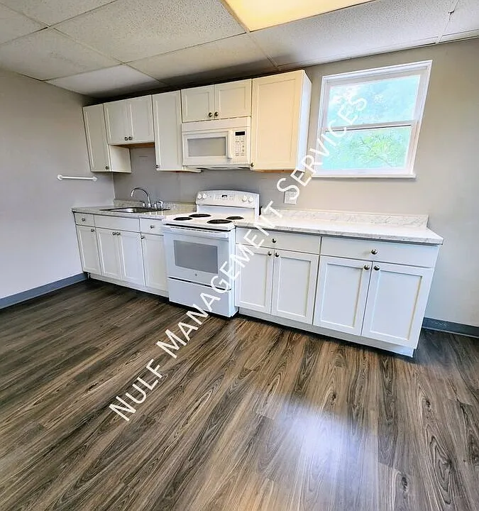 1508 Maple Ave #2