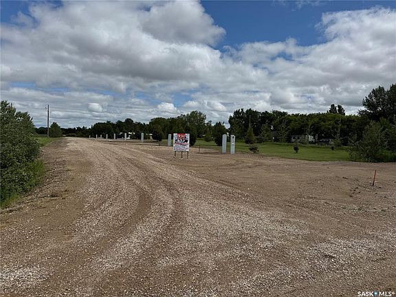 5th image of 2 Lakepark ROAD