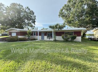 427 Country Club Dr, Oldsmar, FL 34677