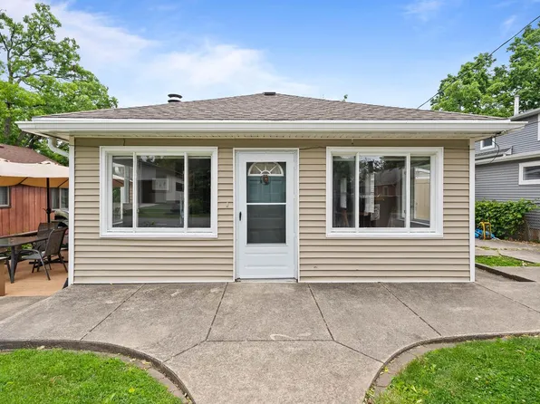 N1808 Woodland ROAD, Lake Geneva, WI 53147