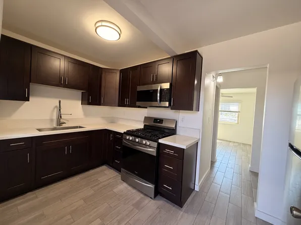 3155 Kemper Street - 23