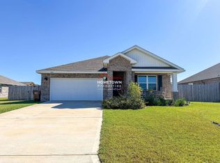 5494 Silverbell Dr, Milton, FL 32583