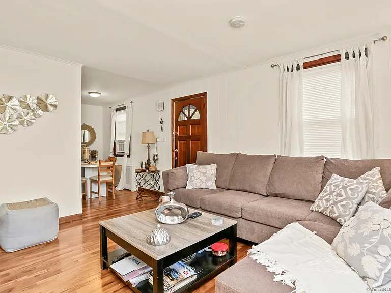 82 Garden Dr #82 — Photo 3