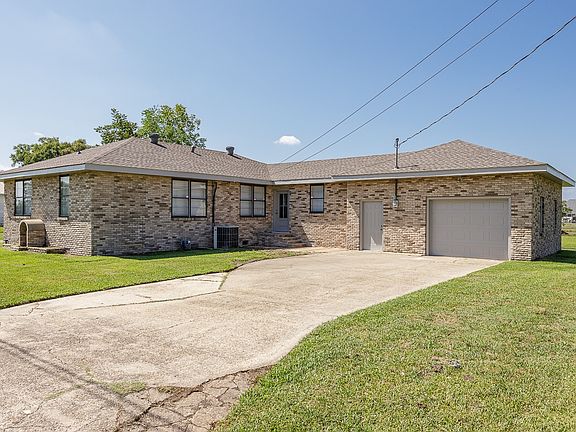 2nd image of 2195 Paul Gaudet St