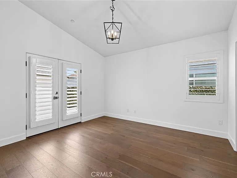 827 N Lamer St — Photo 24