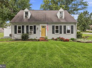 1701 Saint Phillips Dr, Lancaster, PA 17603