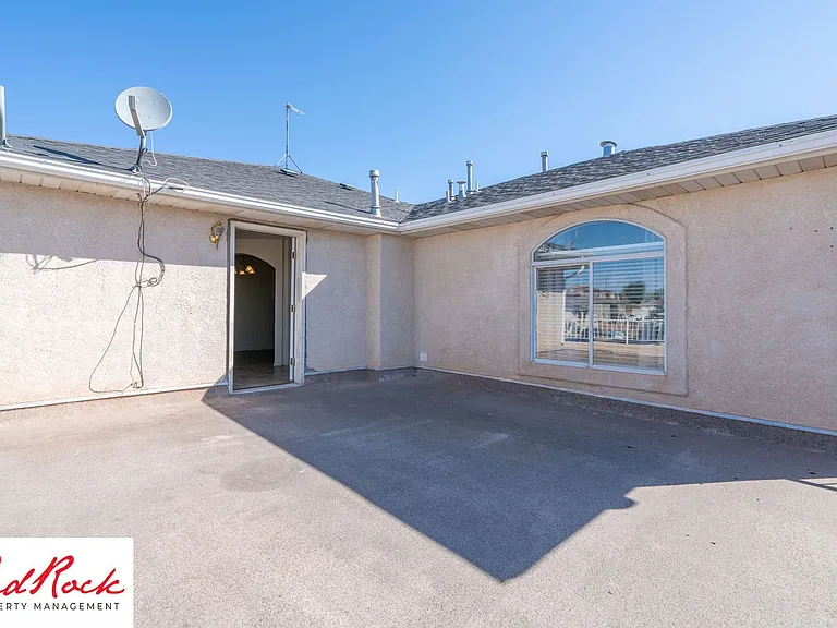 Fourplex - 620 W Evans Ridge — Photo 19