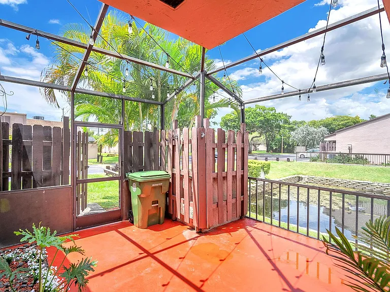 12359 NW 11th Ct — Photo 4