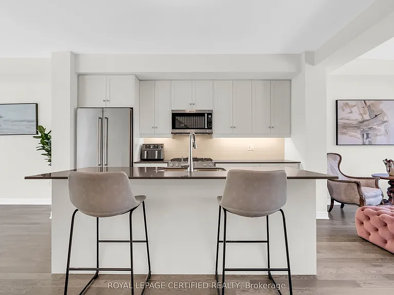 45 Folcroft St — Photo 15