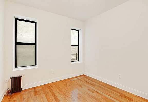 4th image of 1159 President St APT 2E
