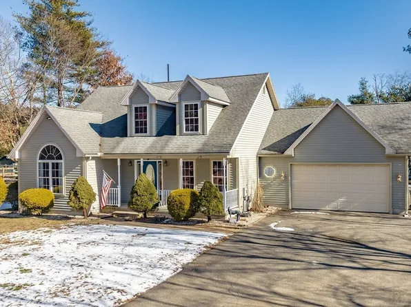 479 Franklin St, Belchertown, MA 01007
