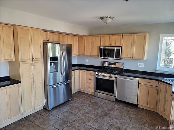 5th image of 3285 W Arrowleaf Ct